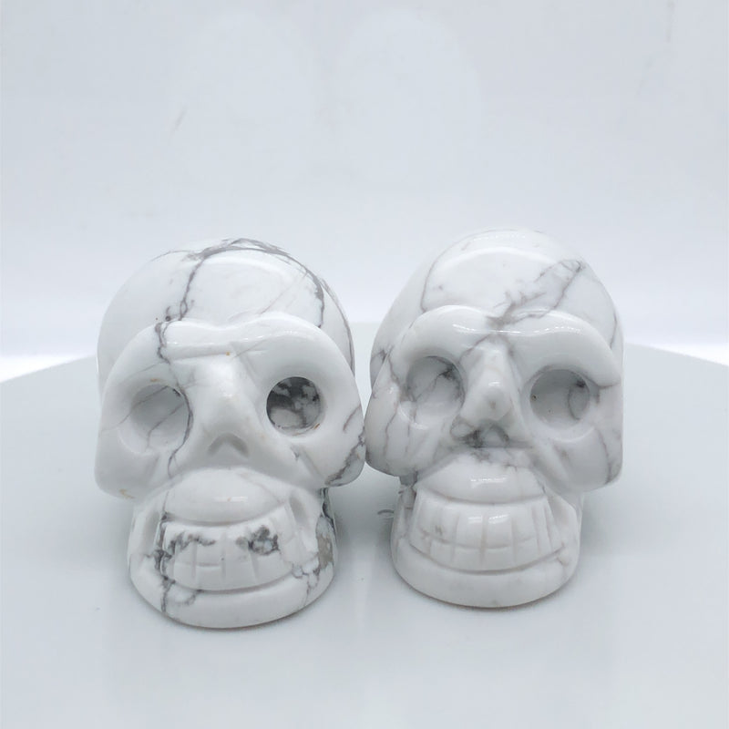 Howlite Giving Skulls